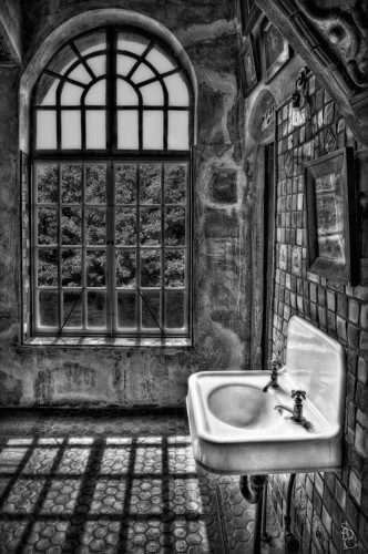sdcfonthill-bw Fonthill Castle HDR photography workshop