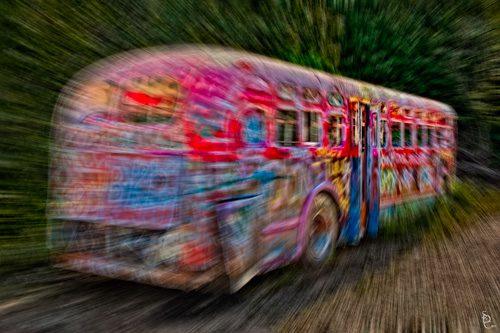 sdczoomgraffiti Zooming Graffiti Bus HDR