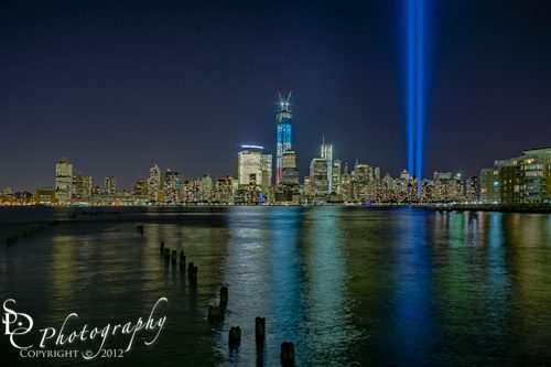 wpid-5D37172_HDR-Edit.jpg "Tribute In lights" "Tribute In lights"